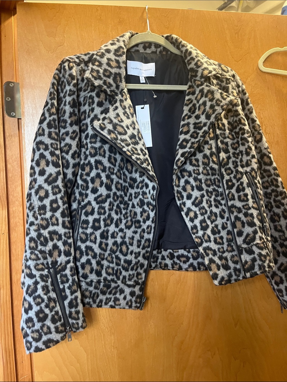 NWT Cupcakes & Cashmere Leopard Print Moto Jacket Large Faux Fur Animal Print
